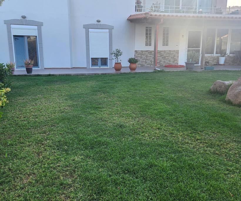 Вілла Lux House With Garden Kampos  Екстер'єр фото